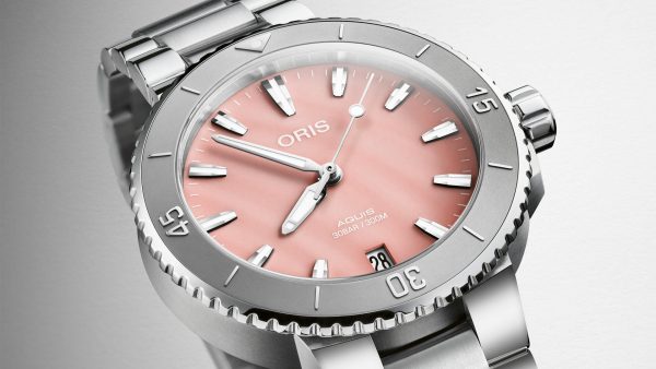 Aquis Date
 01 733 7770 4158-07 8 18 05P For Sale