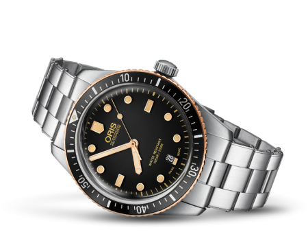 Divers Sixty-Five
 01 733 7707 4354-07 8 20 18 For Sale